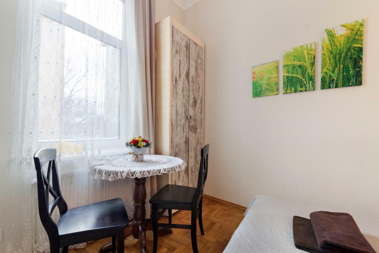 Apartments White House Lviv Kültér fotó